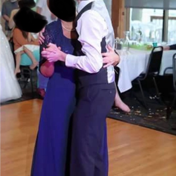 Mother of the Bride, Elegant, Full length, Formal - Picture 9 of 10